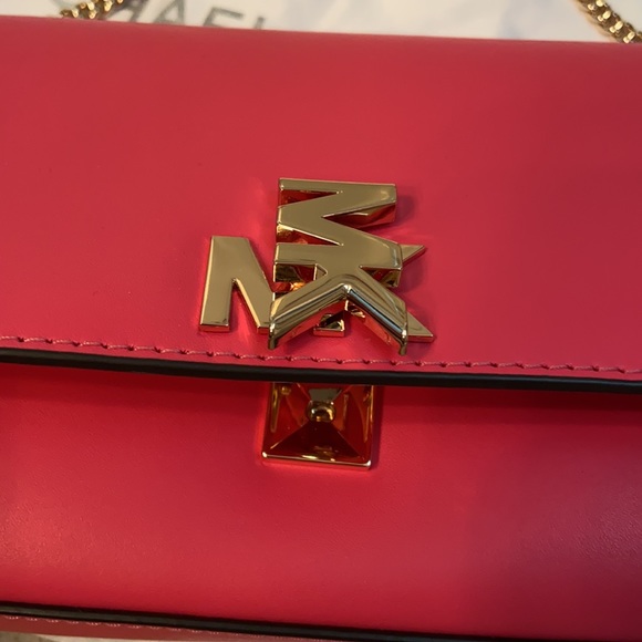 NWOT Michael Kors Purse that Converts to a Clutch - Picture 4 of 7
